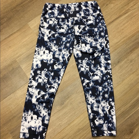 leggings - Picture 2 of 7